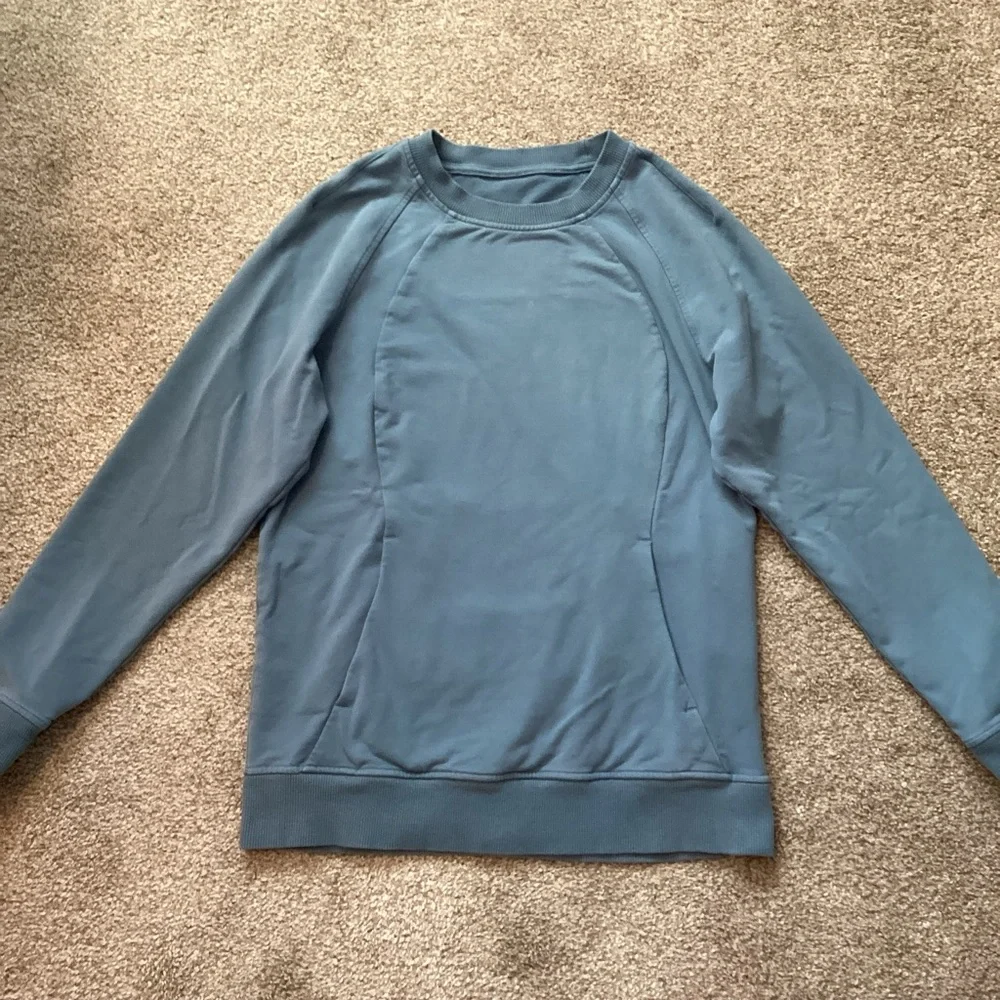 Lululemon Scuba Crew Utility Blue Size 8 Sweatshirt Long Medium Top - Picture 6 of 9